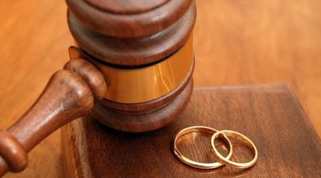 18 yaşadək uşaqları olan ailələrdə qeydə alınan boşanmaların sayı məlum olub
