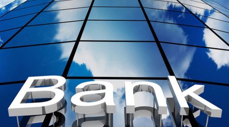 Bank sektorunun aktivləri 55,7 milyard manatı ötüb