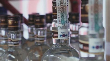 ГНС изъяла свыше 6,5 тыс. бутылок алкоголя с поддельными акцизными марками