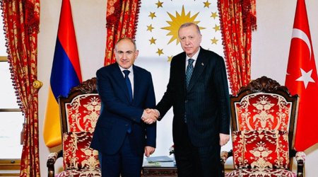 Эрдоган встретился с Пашиняном и заговорил о расширении сотрудничества с Арменией