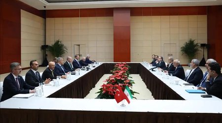 Эрдоган и Пезешкиан обсудили мирный процесс на Южном Кавказе на полях форума в Китае
