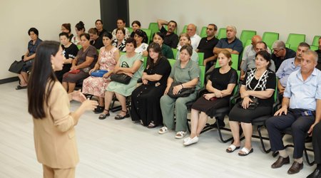 Azercell Bərdədə yaşlılar üçün kibertəhlükəsizlik təlimi keçdi