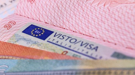 Европа ужесточает въезд для россиян