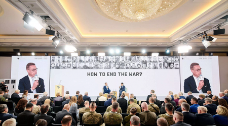 Между президентом Финляндии и Борисом Джонсоном разгорелся спор об Украине