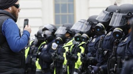 Трамп пригрозил ввести в Вашингтоне чрезвычайное положение
