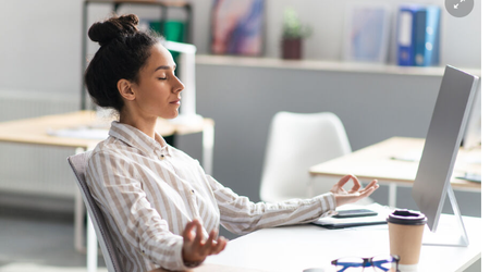 Nutritionist says desk work slows metabolism even with regular exercise
