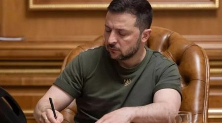 Зеленский разрешил направлять украинские войска в Турцию
