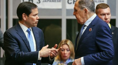 Госсекретарь США призвал Лаврова прекратить убийства