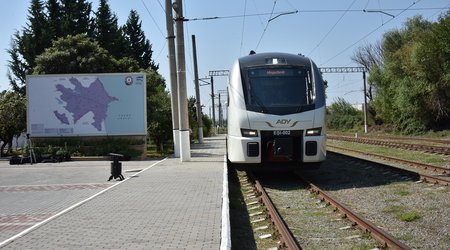 ADY ilk dəfə regiondaxili marşrut üzrə sərnişin daşımalarına başlayıb