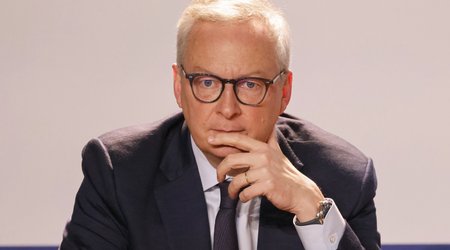Министр обороны Франции объявил о своей отставке