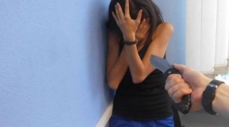 TƏBİB-in əməkdaşı əri tərəfindən bıçaqlanıb