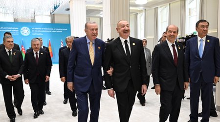 Президент Ильхам Алиев поделился публикацией в связи с саммитом Совета лидеров ОТГ