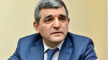 Deputat: Bəzi bölgələrdə 1-2 vəkil tapmaq belə çətindir
