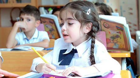 Birinci sinfə üzrlü səbəbdən gecikən uşaqların qəbulu başa çatıb