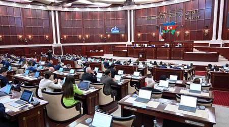 Milli Məclisin növbəti iclası başlayıb