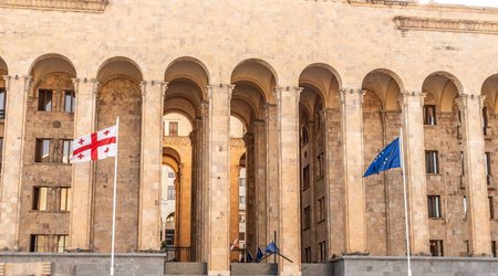 Оппозиция Грузии прекратила бойкот парламента
