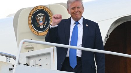 Трамп проведет встречу с эмиром Катара в самолете