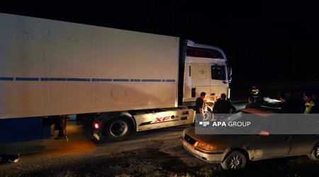 Naxçıvanda yük maşını ilə minik avtomobili toqquşub, ölən var