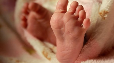 Over 800,000 heel prick screening tests conducted at Yeni Klinika in 2025