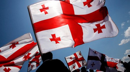 Gürcüstanda üç müxalifət partiyası ləğv edilə bilər