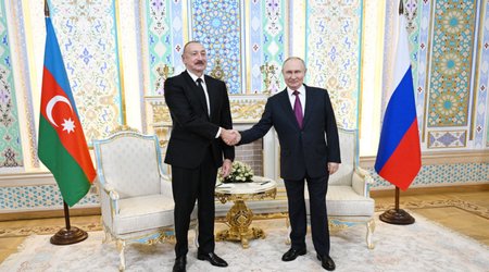 Кремль высоко оценивает итоги встречи лидеров России и Азербайджана в Душанбе
