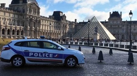 Подозреваемые в ограблении Лувра были задержаны на матче "Париж" – "Лион"