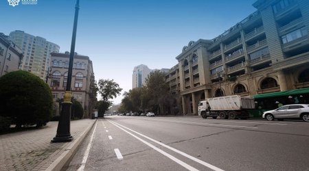 İnşaatçılar prospektində mikromobillik zolağı təşkil edilir