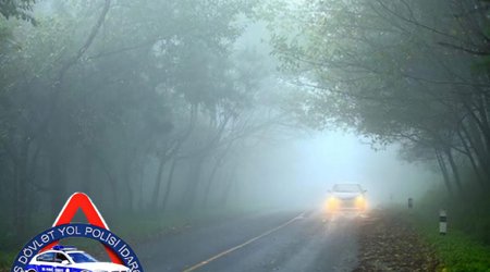 Yol polisi dumanlı hava şəraiti ilə bağlı müraciət edib