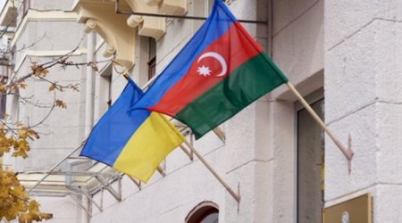 Zelenski says fragments of Russian “Iskander” missile hit Azerbaijan’s embassy in Kyiv