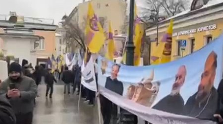 Москвичи вышли против Пашиняна