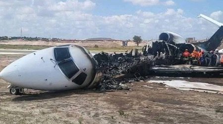 В Конго правительственный самолет сгорел дотла