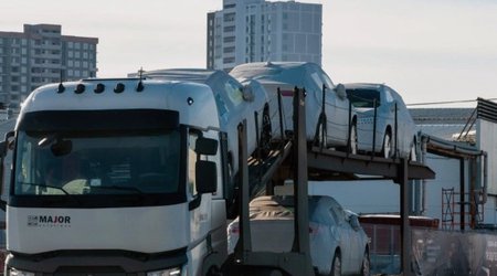 Экспорт китайских авто в Россию рухнул