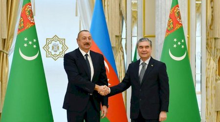 Qurbanqulu Berdiməhəmmədov İlham Əliyevi təbrik edib