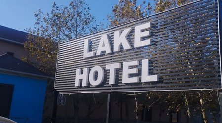 Dörd işçinin ölümündə təqsirləndirilən "Lake Hotel"in icarədarı həbs edilib
