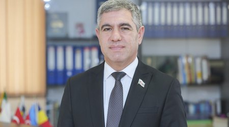 Deputat təklif edir ki, dövlət qulluğu prosedurları daha da sadələşdirilsin