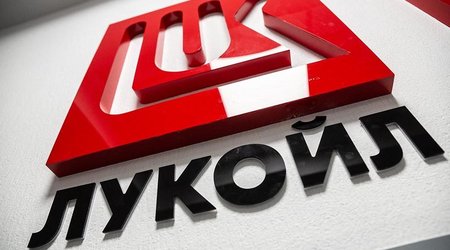 Ramoco Fuels seeks to acquire Lukoil’s U.S. gas-station network in a $150 mln deal
