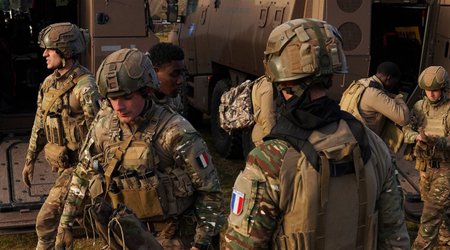 Во Франции готовят новую модель срочной службы