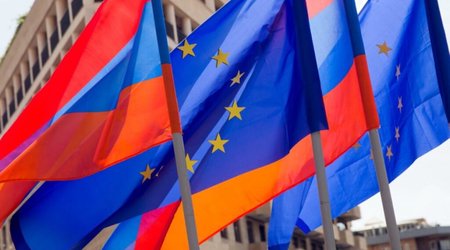 Армению призывают присоединиться к санкциям против России
