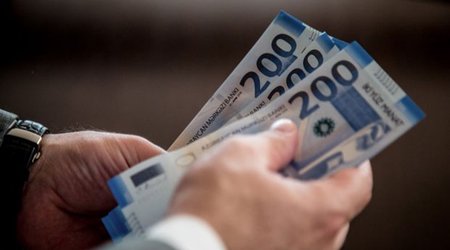 Bakıda orta aylıq əməkhaqqı 9%-ə yaxın artıb