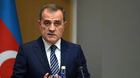 Ceyhun Bayramov Avstriyaya gedib