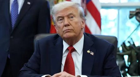 Трамп поручил Минздраву США изучить графики вакцинации в других странах