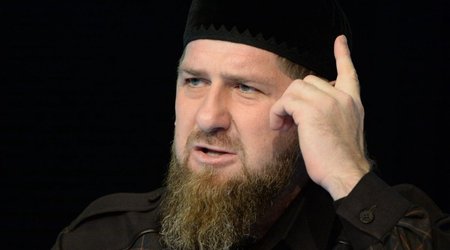 Кадыров призвал выступить против российско-украинской войны