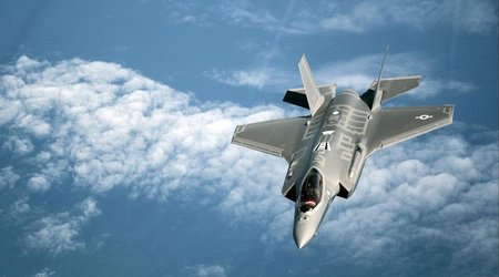 ВС США начнут наносить авиаудары по наземным целям для борьбы с наркокартелями
