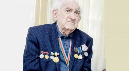 Tofiq Bakıxanov “Əmək” ordeni ilə təltif edilib -SƏRƏNCAM