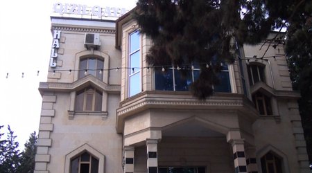В Баку приостановлена деятельность пожароопасного дома торжеств