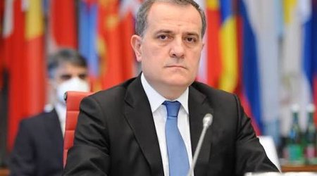 Джейхун Байрамов отправился с рабочим визитом в Венгрию