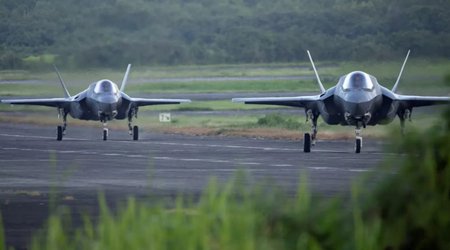 Американские военные самолеты у берегов Венесуэлы