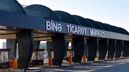 Binə TM-də elektrik dirəyi aşıb