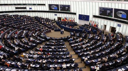 Европарламент одобрил план отказа ЕС от импорта российского газа