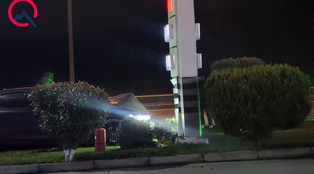Bakıda avtomobil yanacaqdoldurma məntəqəsinə çırpılıb